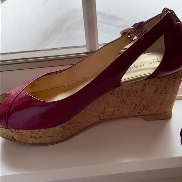 Michael Kors 3-inch cork based heels size 9~ - Picture 4 of 4